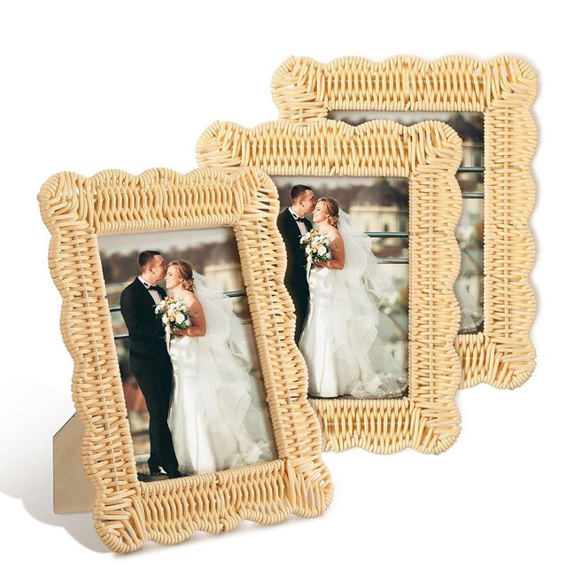 CroBlissful 3 Pcs Scalloped Wicker Weave Rattan Photo Frame for Picture Handmade Rattan Made Picture Frames Wall Decor Boho Farmhouse Style Tabletop Photo Display Decorative Home Bookshelf (5 x 7)