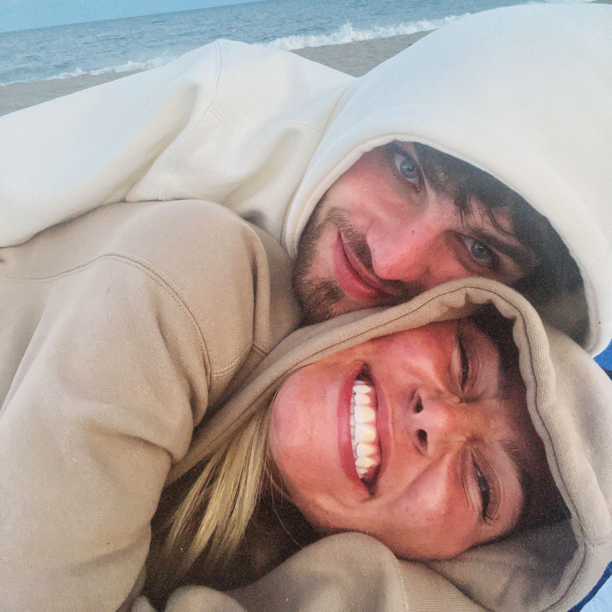 Beach pizza date! 6.19.2024