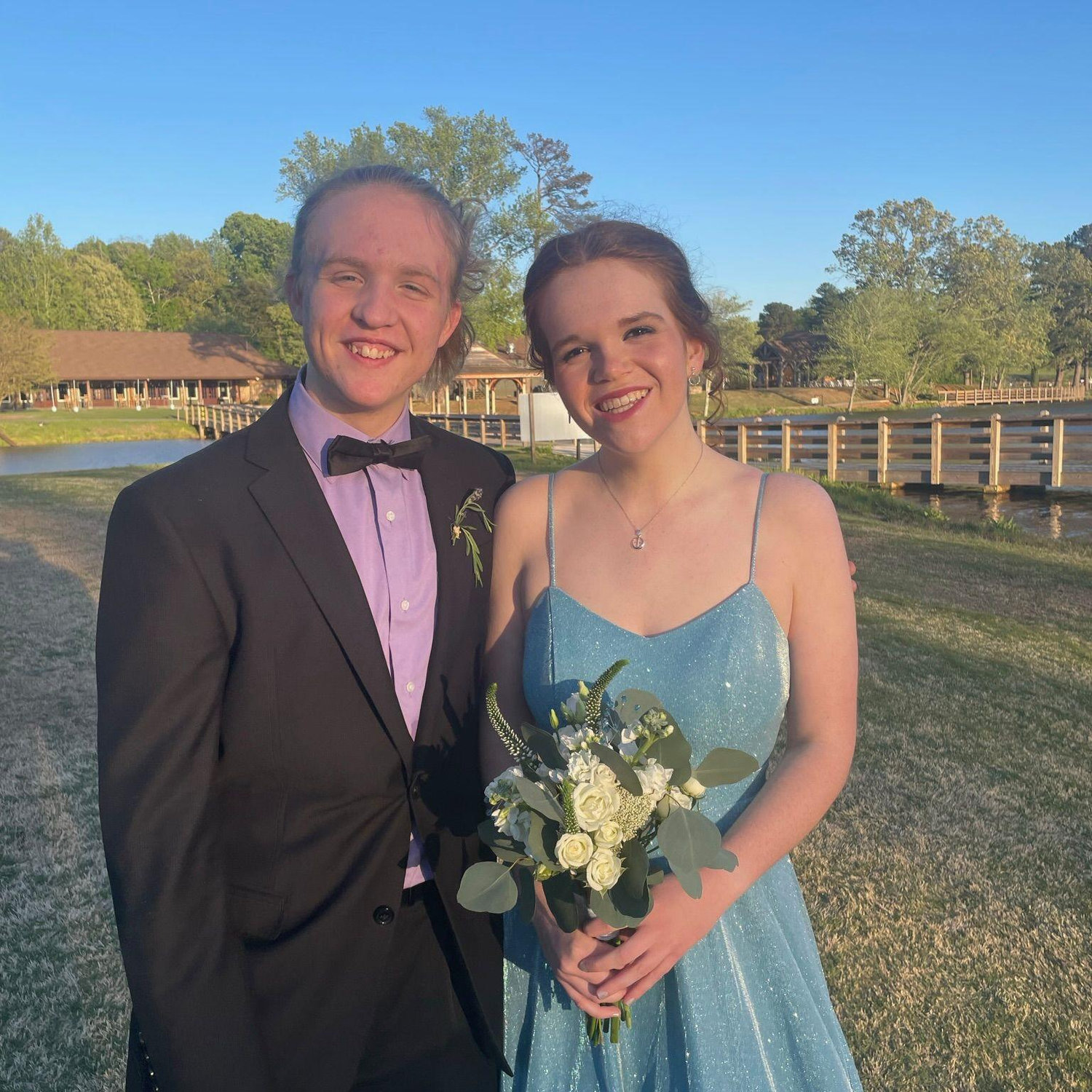 Senior prom - as friends! ;)