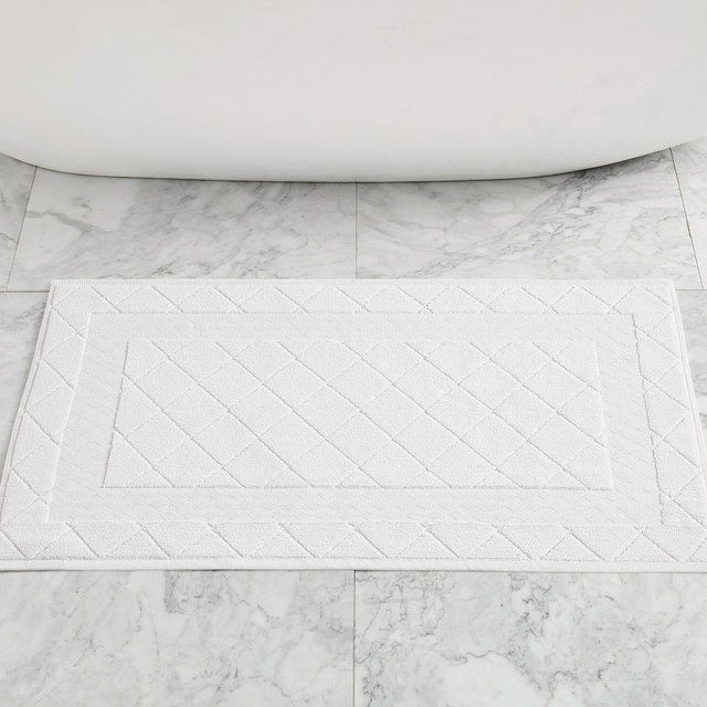 Monique Lhuillier Bath Mat, White, 21" x 34"