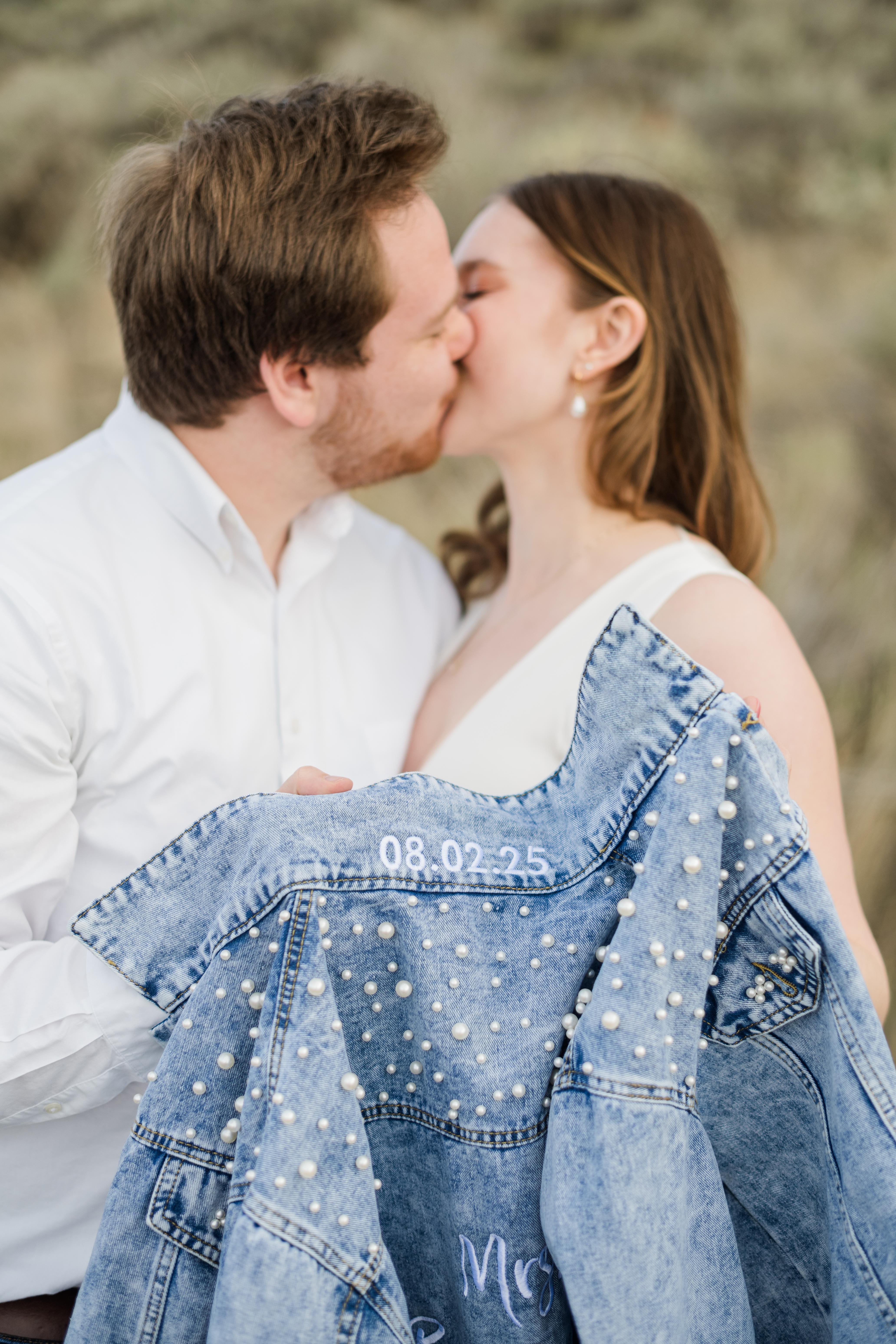 The Wedding Website of Abbie Symanietz and Joshua Barnhart