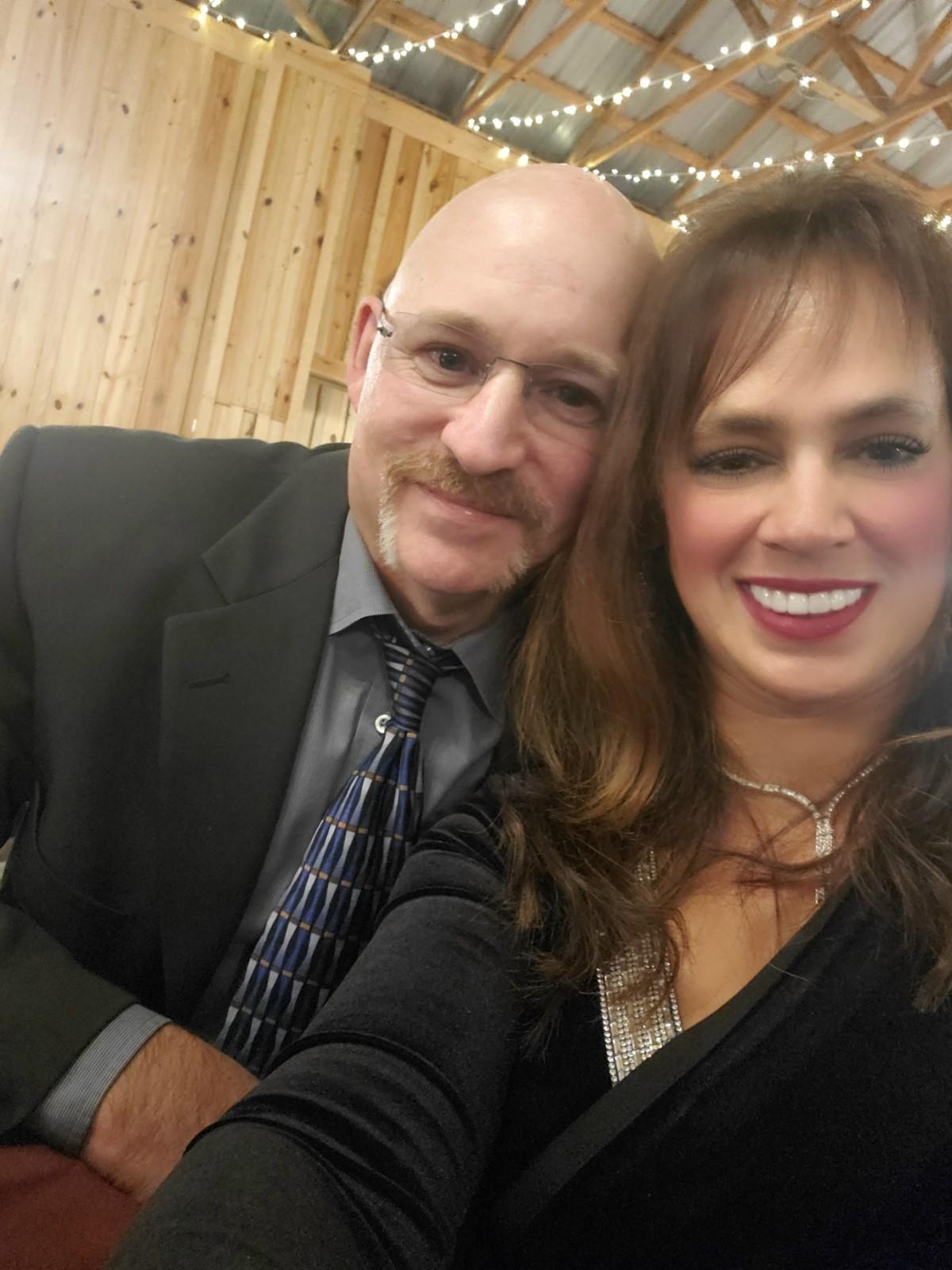 The Wedding Website of Michele Melendez and Robert Jones