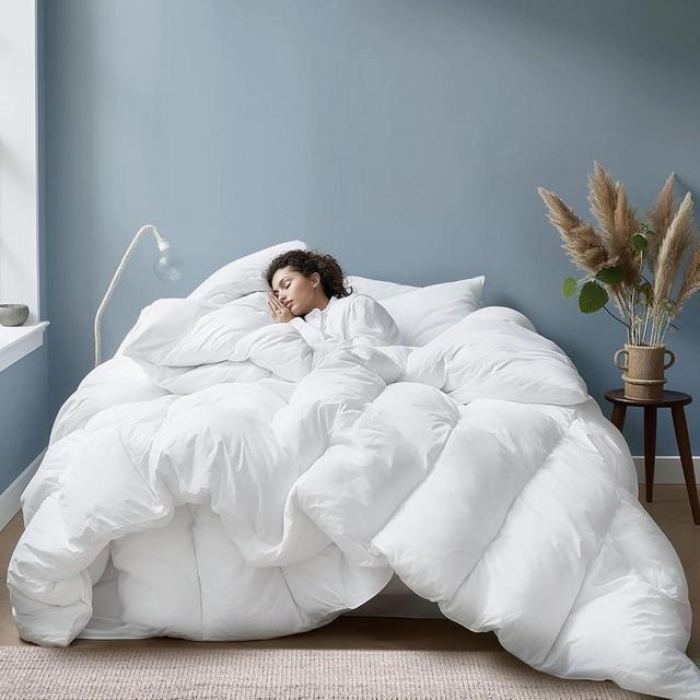 Bella Sonni Luxury King Size Down Comforter | All Season Duck Down Duvet Insert | 750 Fill Power | Hotel Collection | Solid White (106x90 inches)