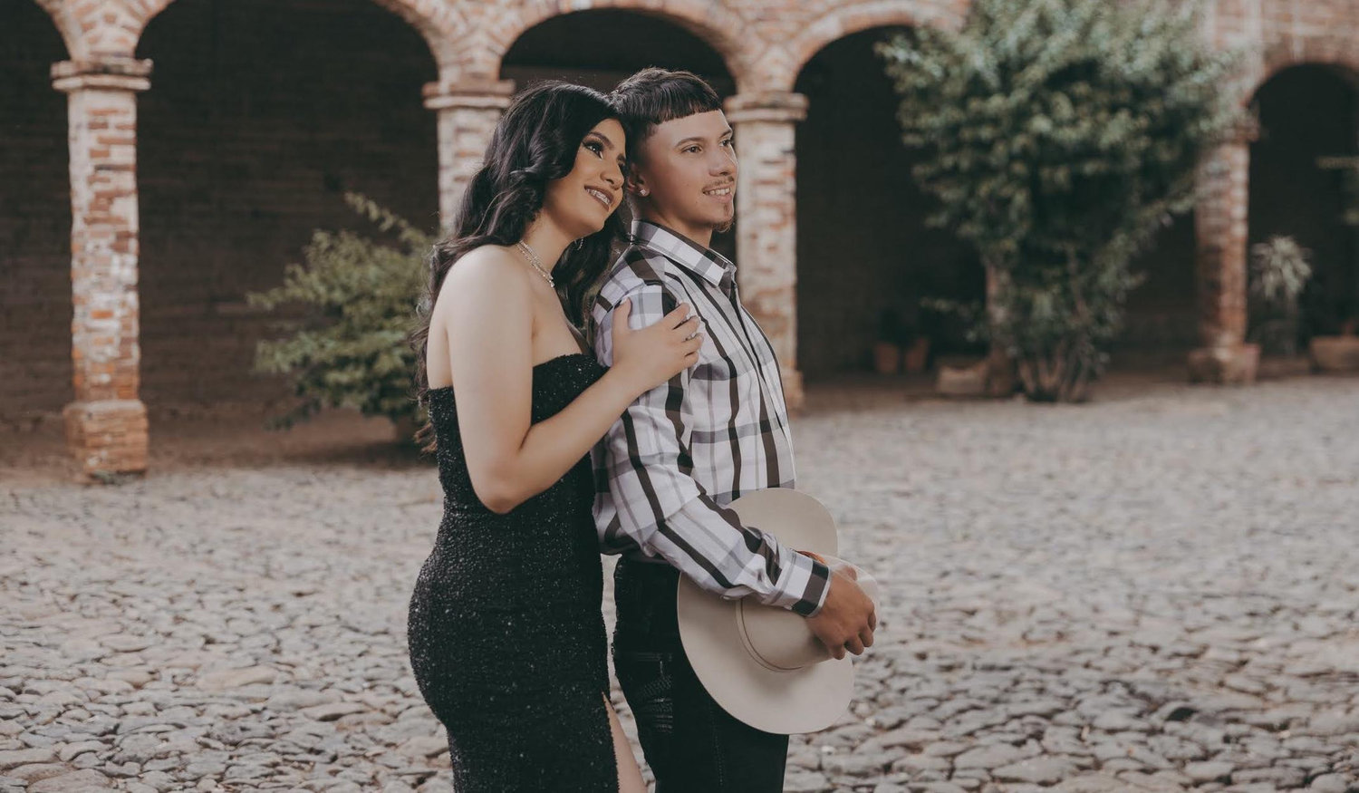 The Wedding Website of Alondra Marlenne Llamas and Reynaldo Madrigal Jr