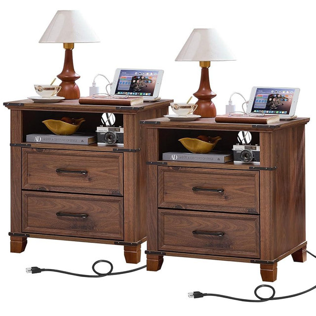 Senfarime 22" Farmhouse Nightstand Set of 2 with Charging Station,End Table with 2 Drawers,Rustic Wood Dresser for Bedroom,Bed Side Table Chest of Drawers Cabinet,Night Stand for Living Room,Brown