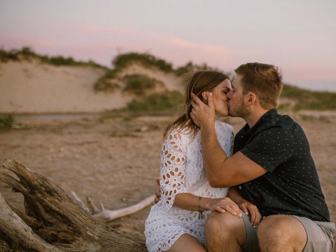 The Wedding Website of Laura Van Hammen and Corey Sanders