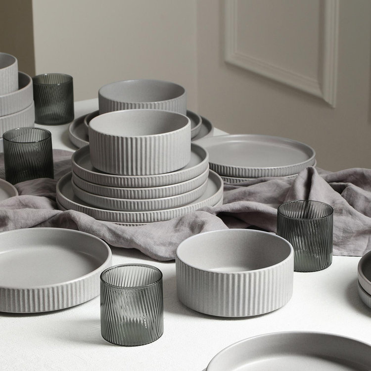 Stone Lain, Haven Stoneware 16-Piece Dinnerware Set, Service for 4