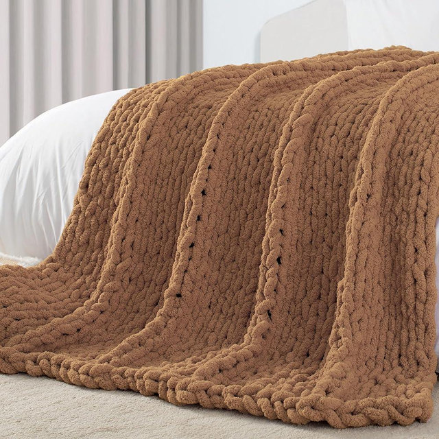 Carriediosa Chunky Knit Throw Blanket 50" X 60", 100% Hand Made Large Chenille Loop Yarn Soft Fluffy Throws for Couch Sofa Bed, Big Crochet Cozy Heavy Thick Cable Woven Blanket, Light Brown