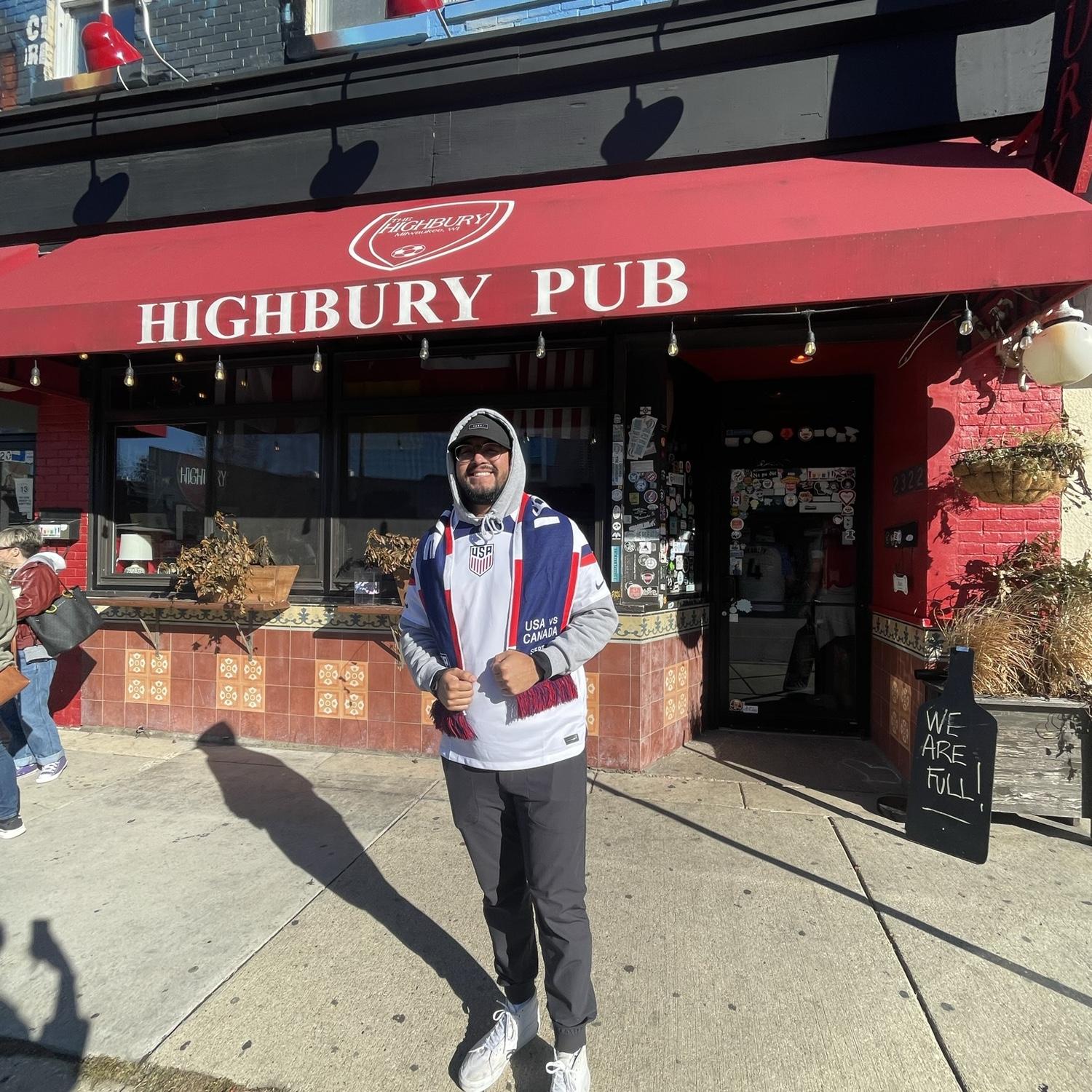 Of course we had to go to Highbury Bar in Milwaukee! Everyone knows Moi’s love for Arsenal. Go Gunners!