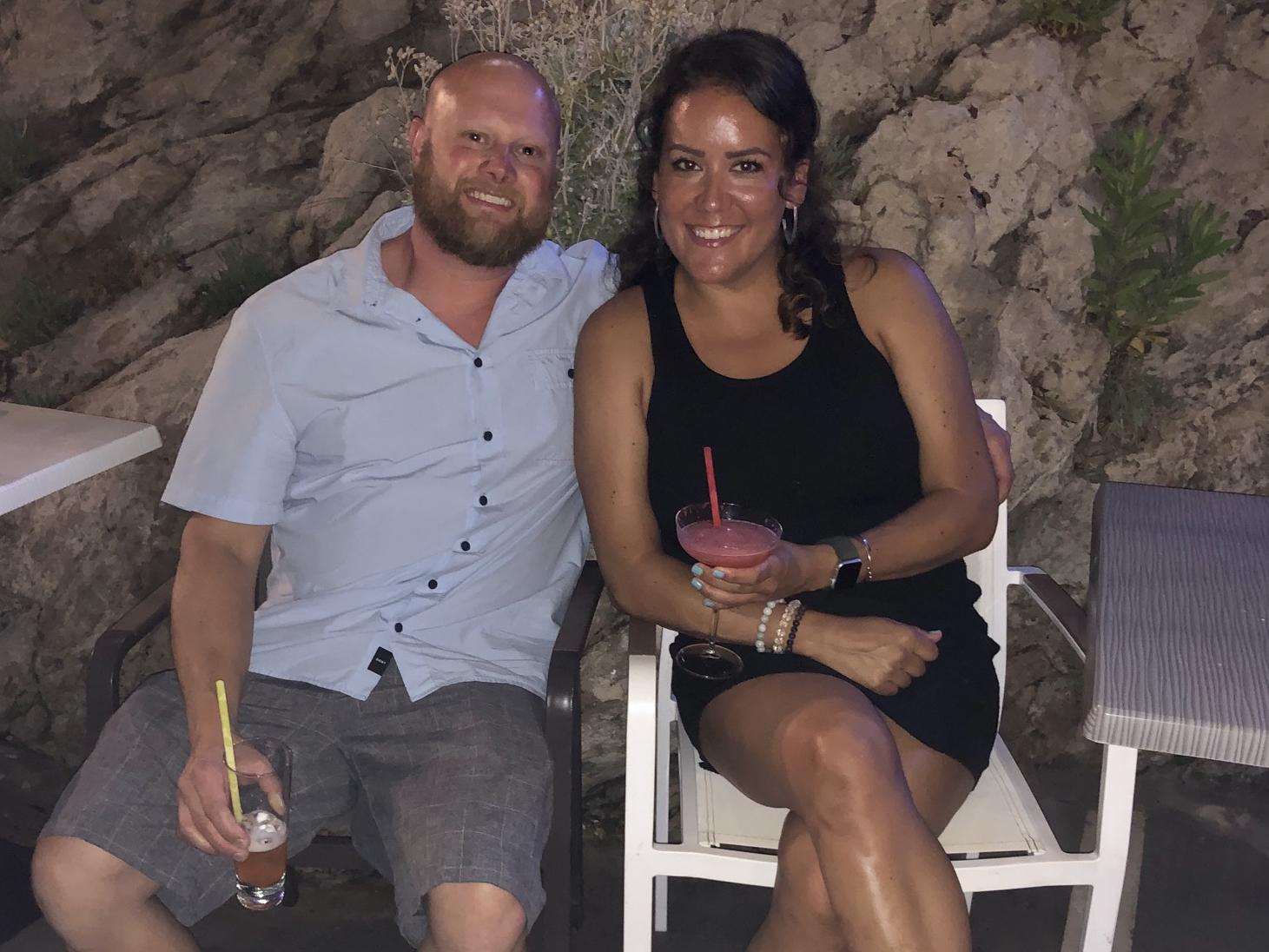 The Wedding Website of Nicole Bordeaux and Tom Svenkerud