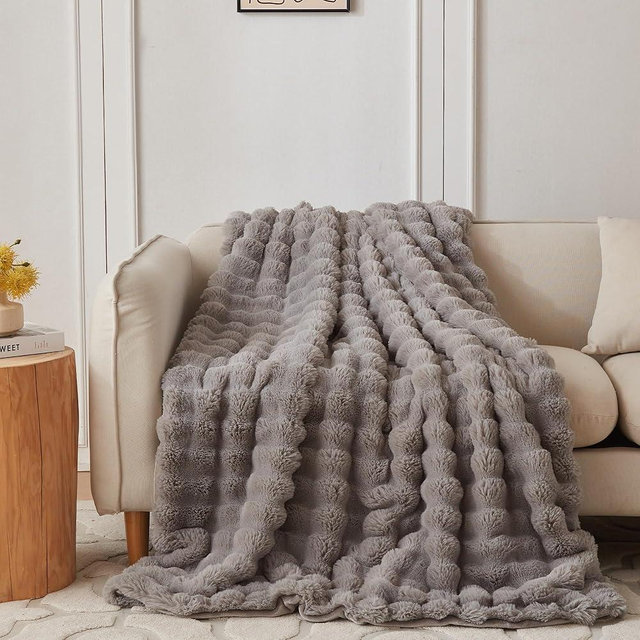 COOVA Faux Rabbit Fur & Flannel Throw Blanket 60x80 Inch - Luxury Fuzzy & Cozy Soft Twin Size Blanket for All Seasons, Breathable and Comfortable for Bed, Couch, and Camping,Grey