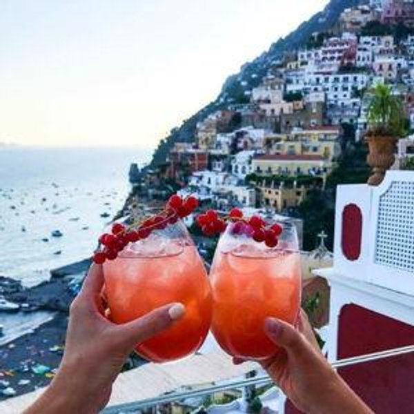 Welcome Drinks on Honeymoon