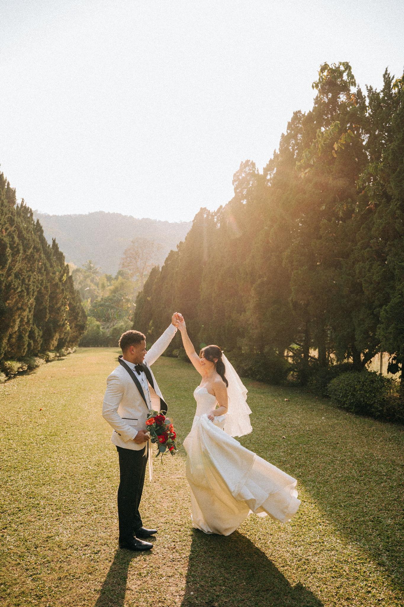 The Wedding Website of Cameron Knight and Aungkhana Jangmanee