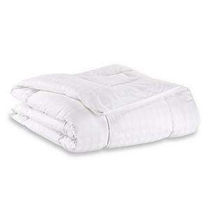 The Seasons Collection® 400-Thread-Count Year-Round Warmth Down Alternative Full/Queen Comforter