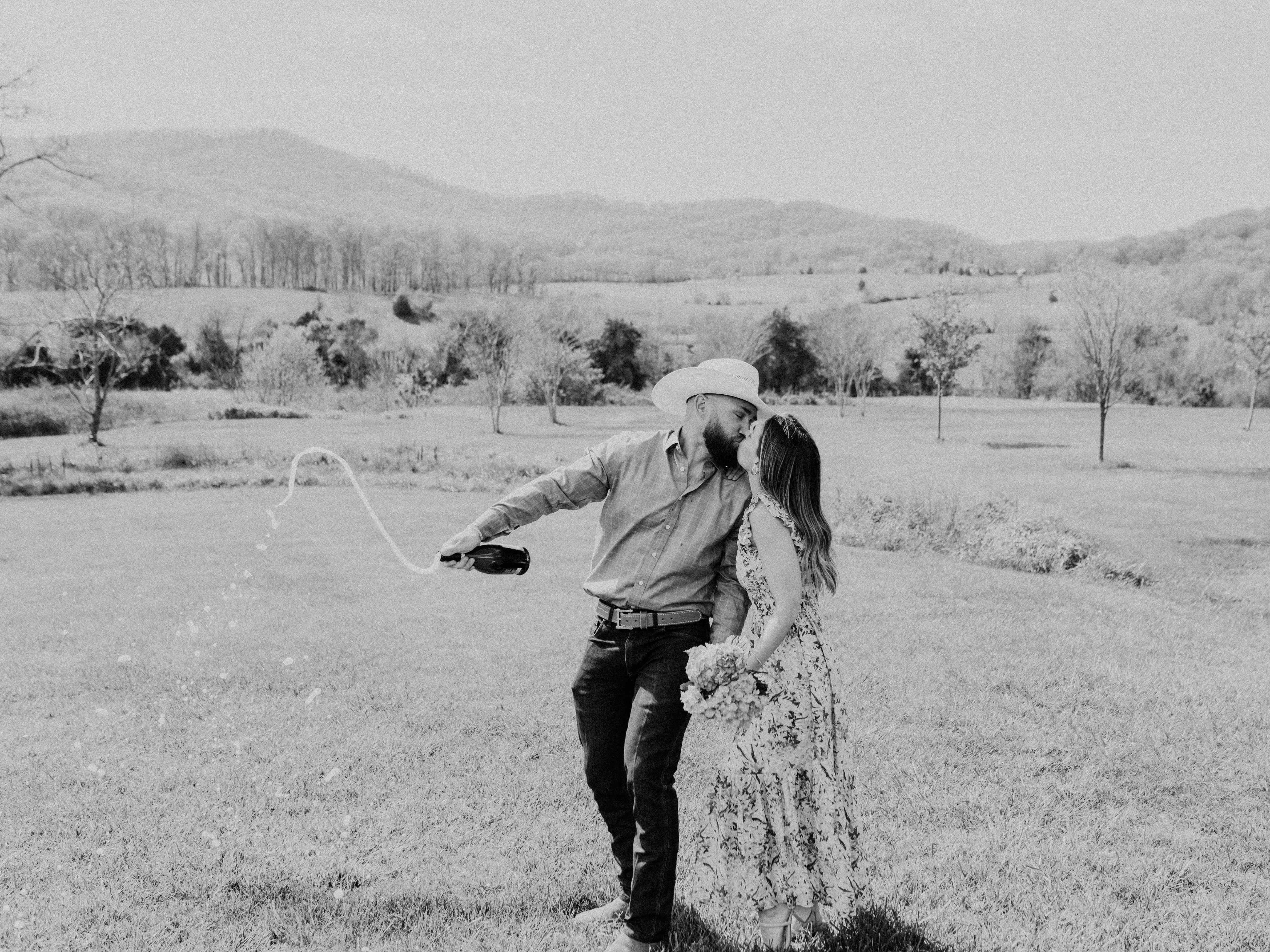 The Wedding Website of Brandy King and Derek Hizer