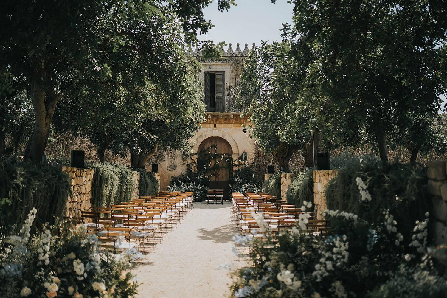 The Wedding Website of Jessica Ellis and Tom John-Evans