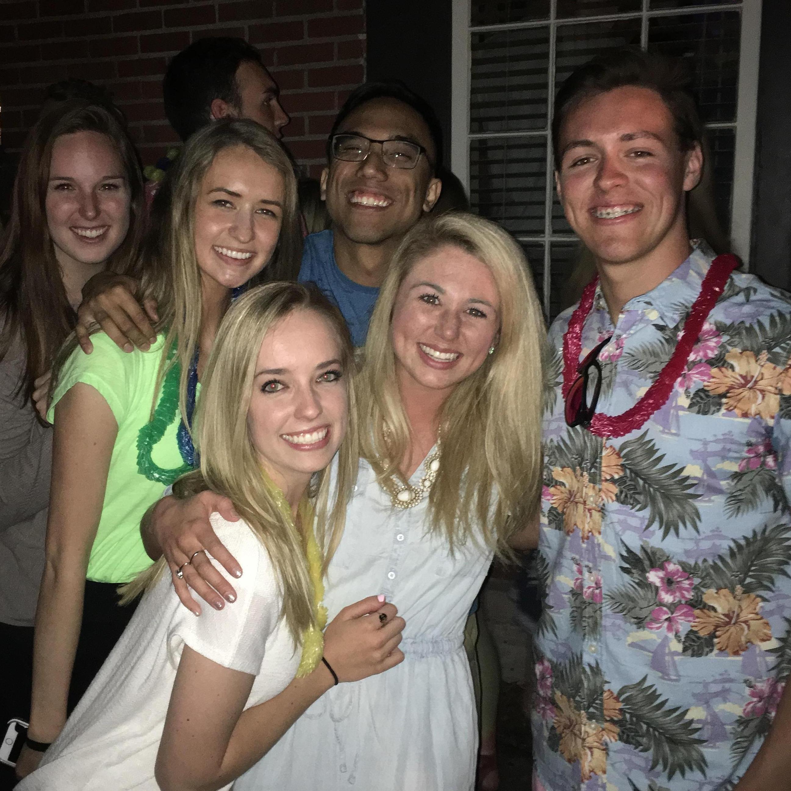 I'm pretty sure Lindsay introduced us moments after this picture was taken