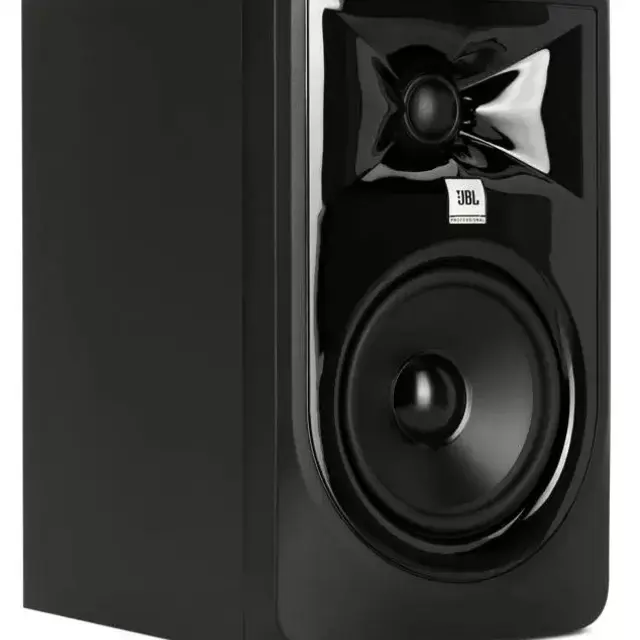 JBL 305P MkII 5 inch Powered Studio Monitor