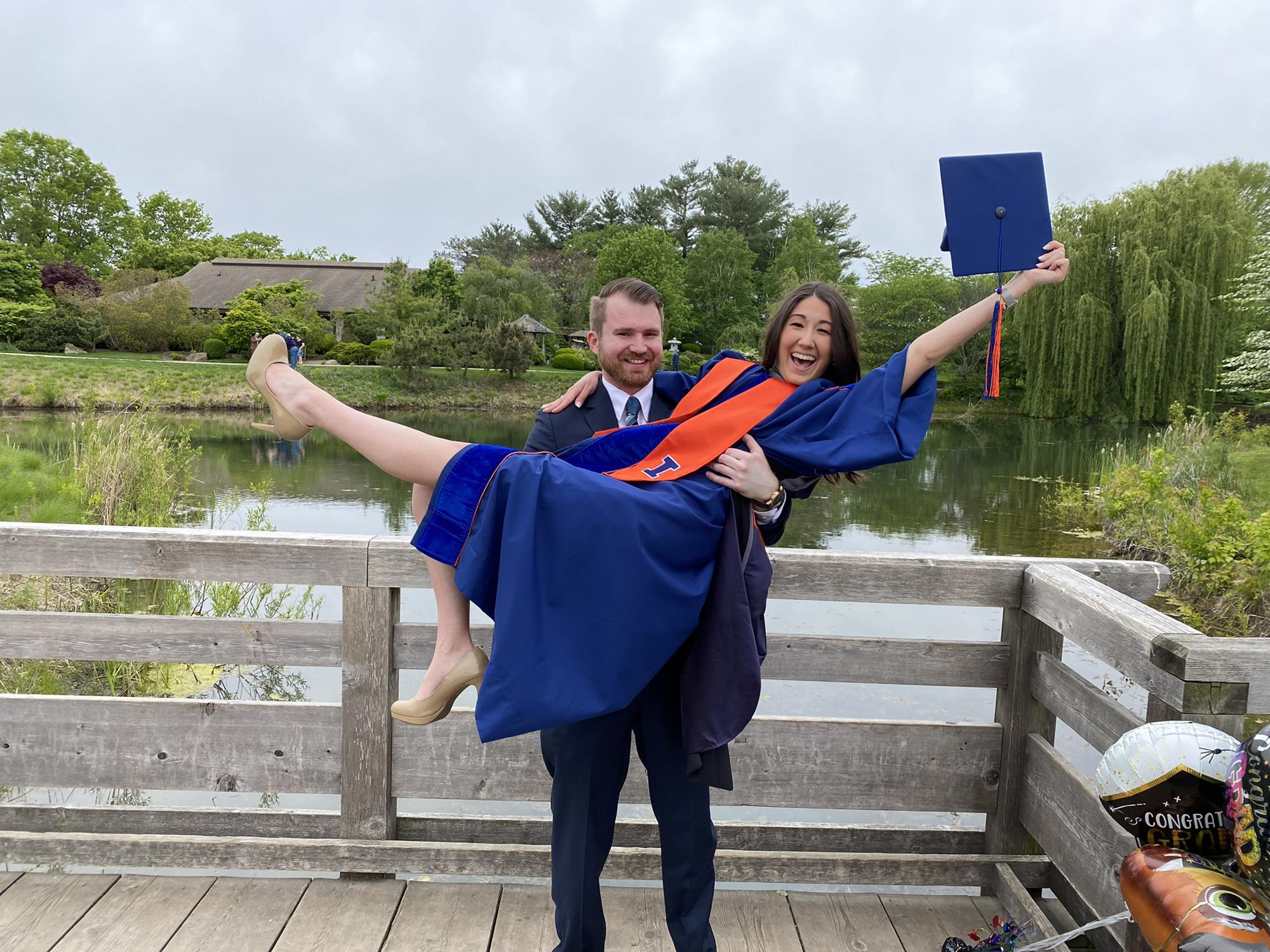 Jen graduated from the University of Illinois College of Veterinary Medicine on May 15th, 2021!