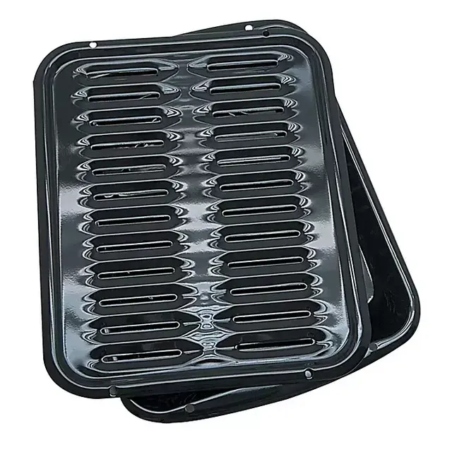 Range Kleen® Heavy-Duty Porcelain Full Size Broiler Pans in Black