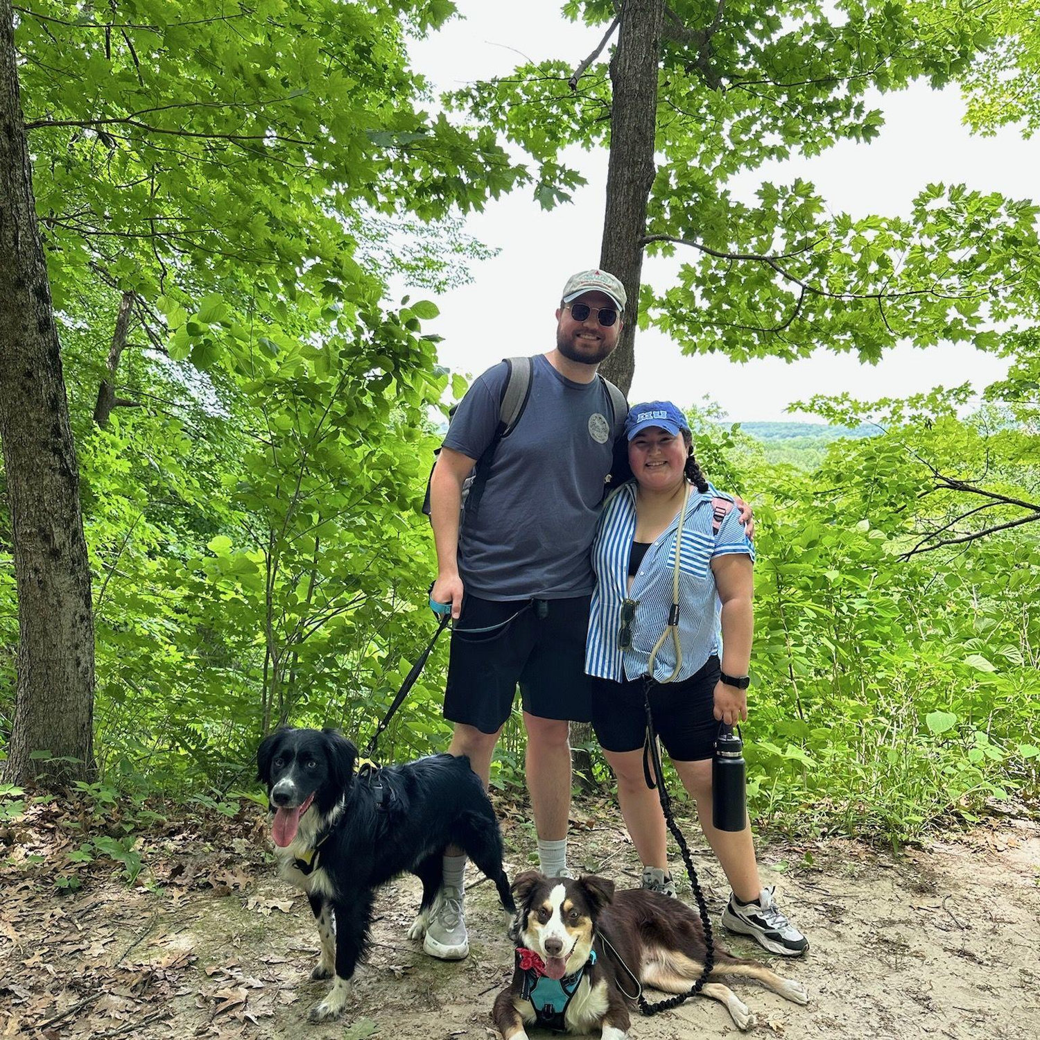 First time hiking at Starved Rock! 
Sara, Ulises, Charlie & Hermes joined too!