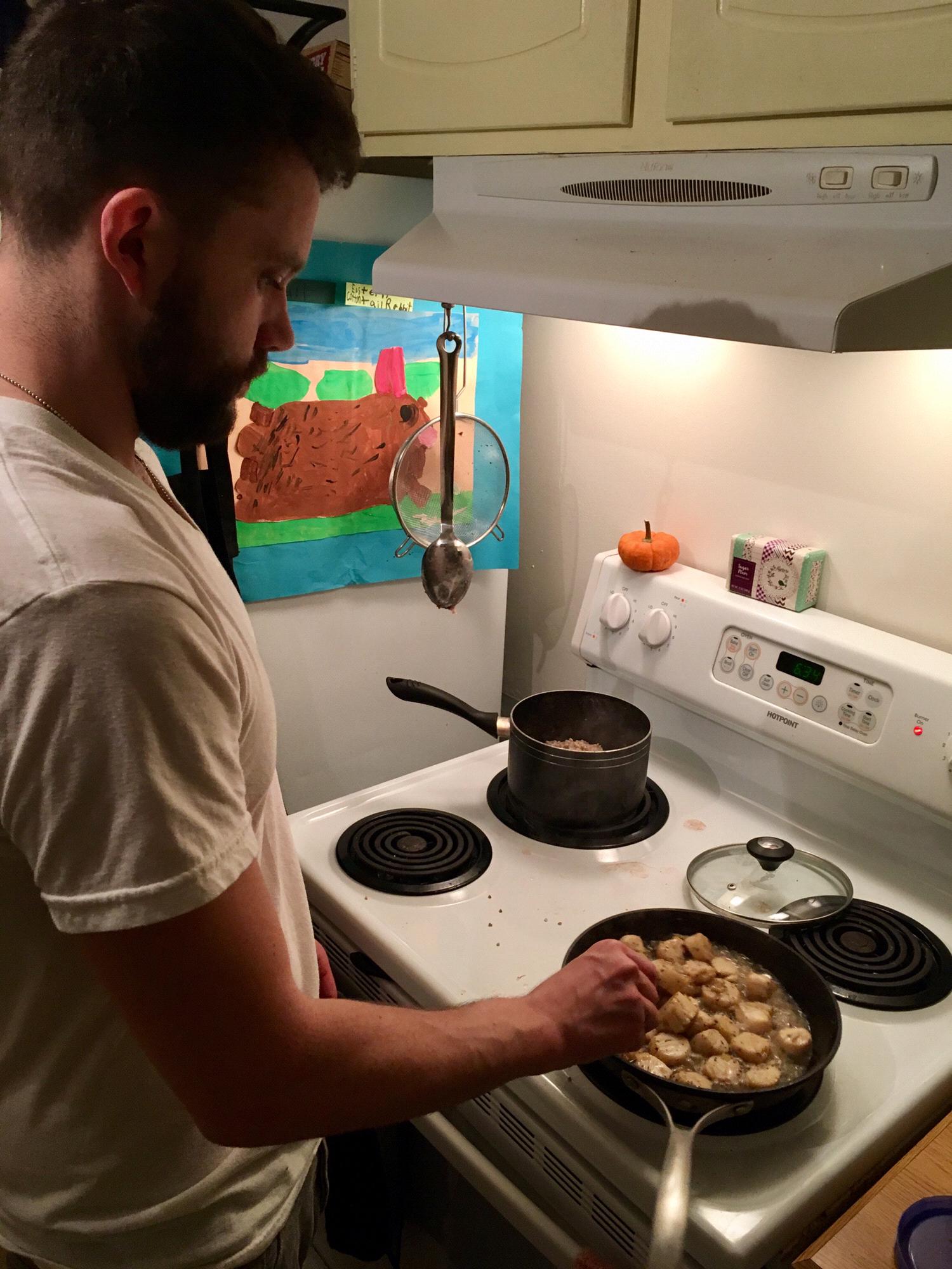 Cooking Maine scallops in our beloved iron skillet