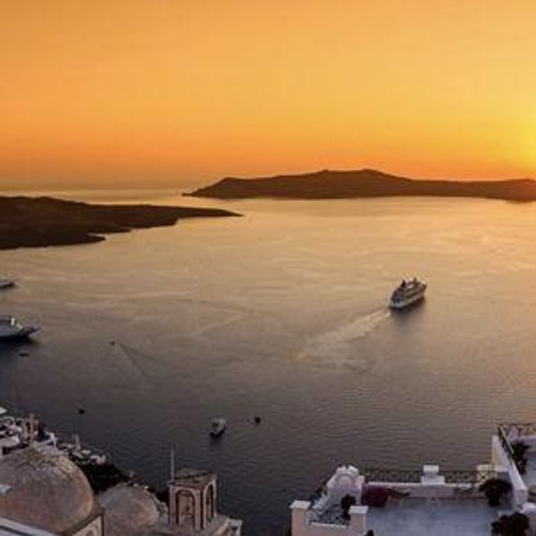 Honeymoon: Santorini Sunset Cruise