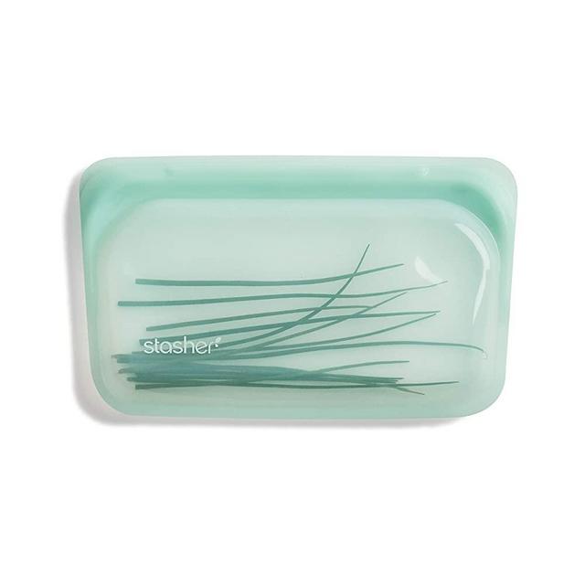 Stasher Platinum Silicone Food Grade Reusable Storage Bag, Sky (Snack) | Reduce Single-Use Plastic | Cook, Store, Sous Vide, or Freeze | Leakproof, Dishwasher-Safe, Eco-friendly, Non-Toxic | 9.9 Oz