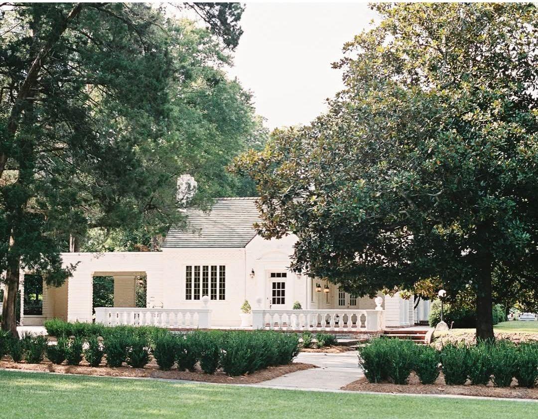 The Wedding Website of Tinley Allen and Gabe Kinney