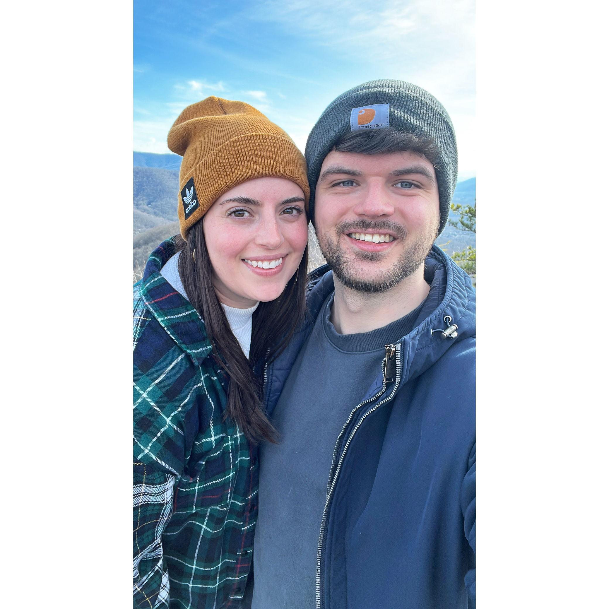 Hiking Lookout Mountain in North Carolina