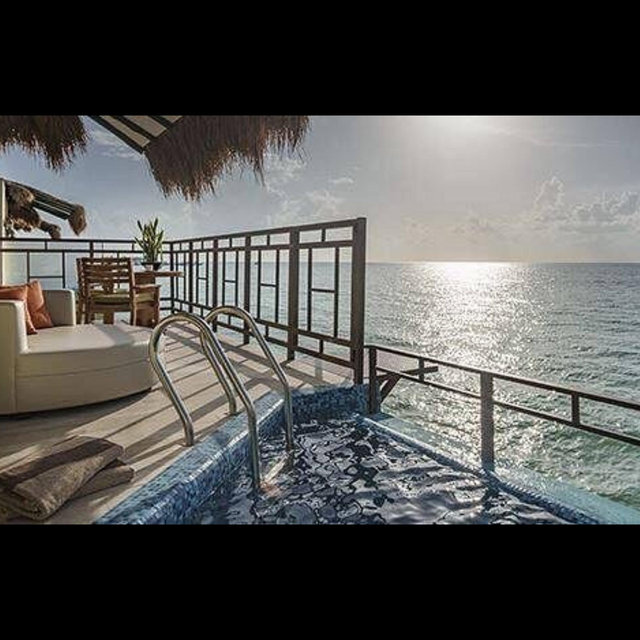 1 night at Palafitos Overwater Bungalow