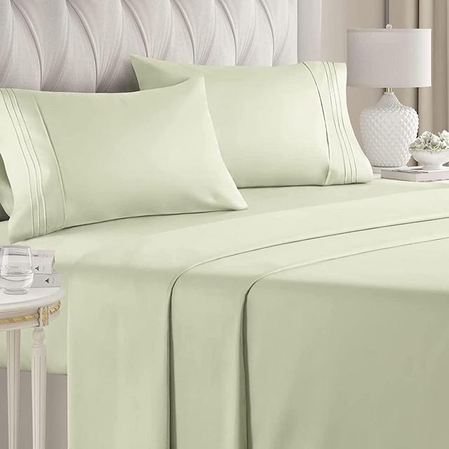 Full Size Sheet Set - Breathable & Cooling Sheets - Hotel Luxury Bed Sheets - Extra Soft - Deep Pockets - Easy Fit - 4 Piece Set - Wrinkle Free - Comfy – Light Sage Green Bed Sheets - Fulls Sheets