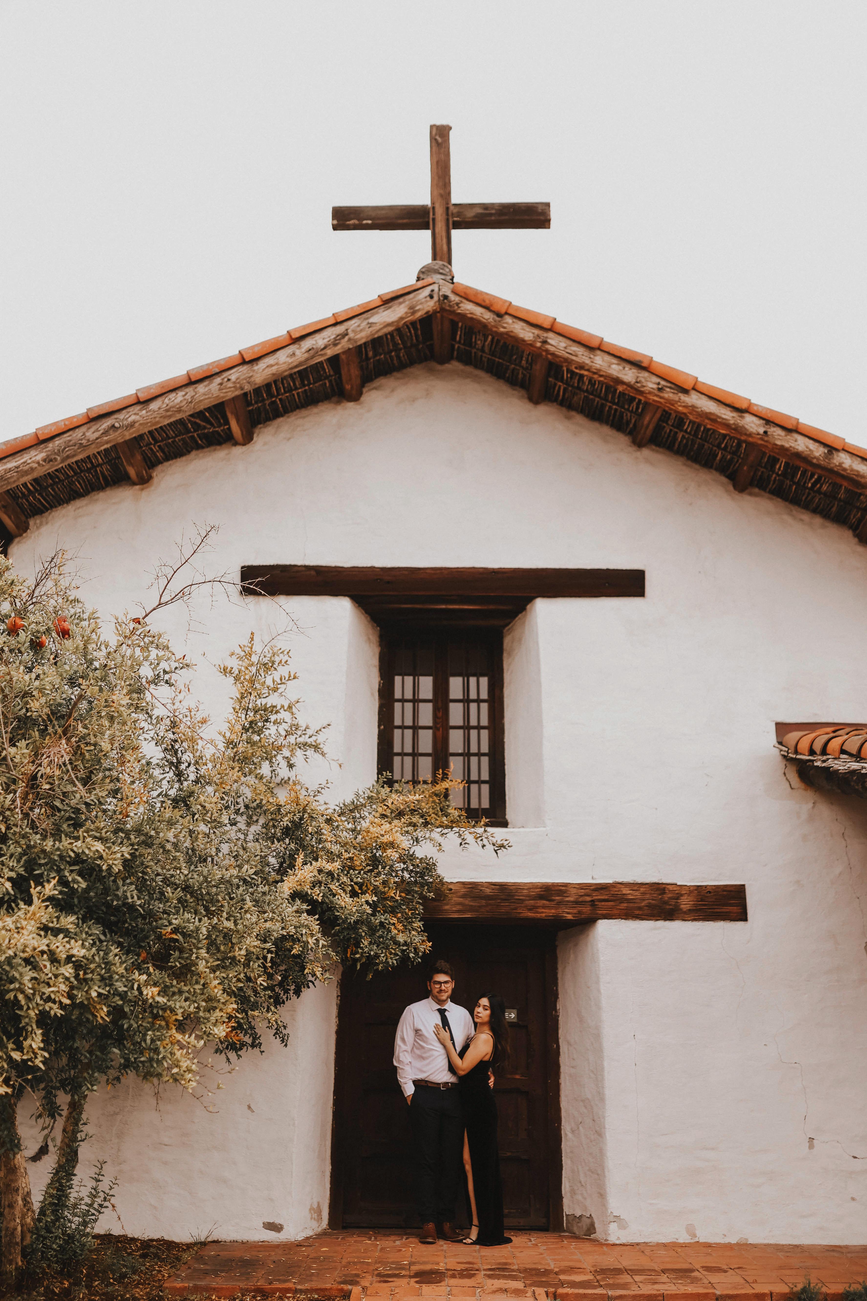 The Wedding Website of Ariana Peralta and Samuel Weldon