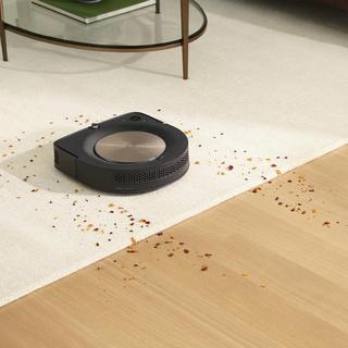 Roomba S9 Vacuuming Robot