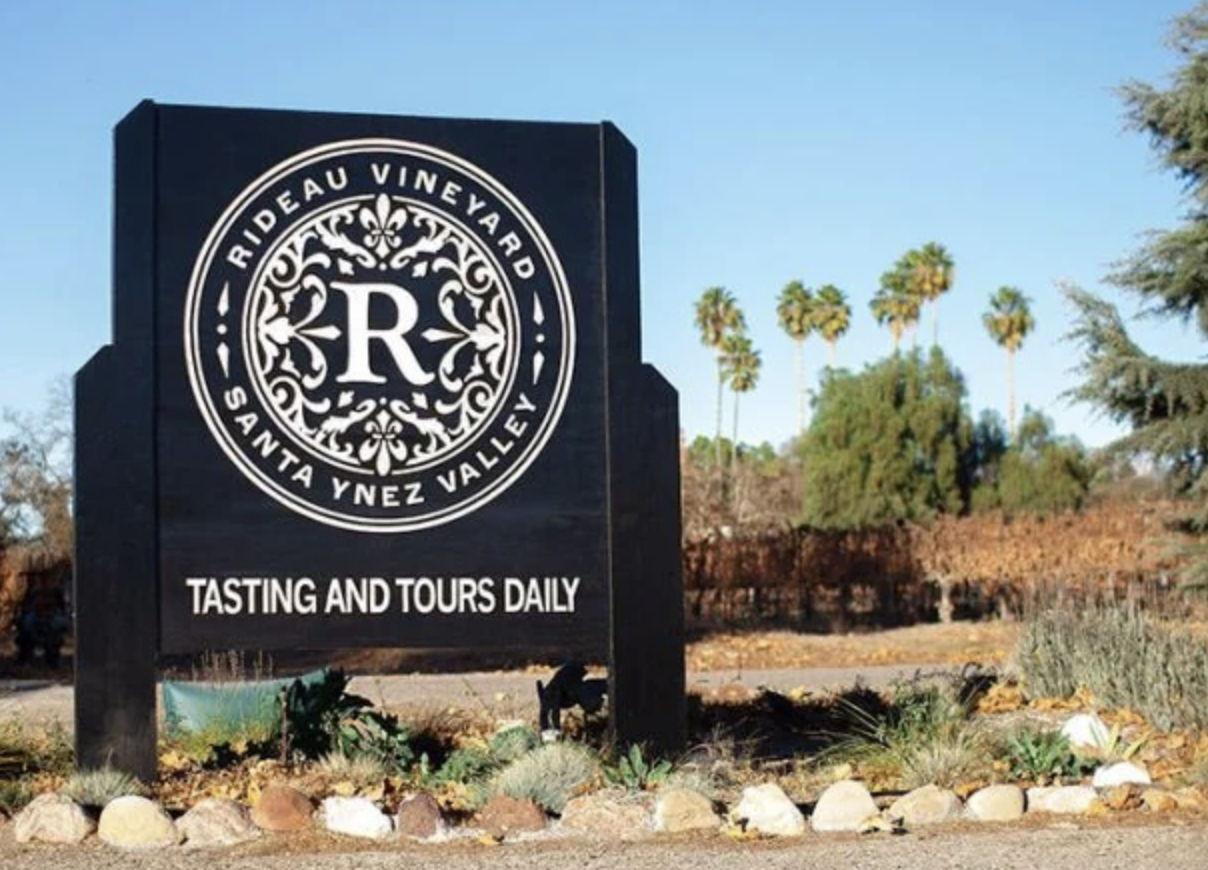 The Wedding Website of Laura Mallaley and Ulysses McKeown