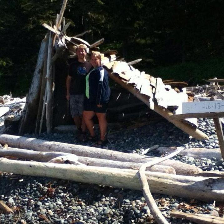 Drift wood shelter, Alert Bay