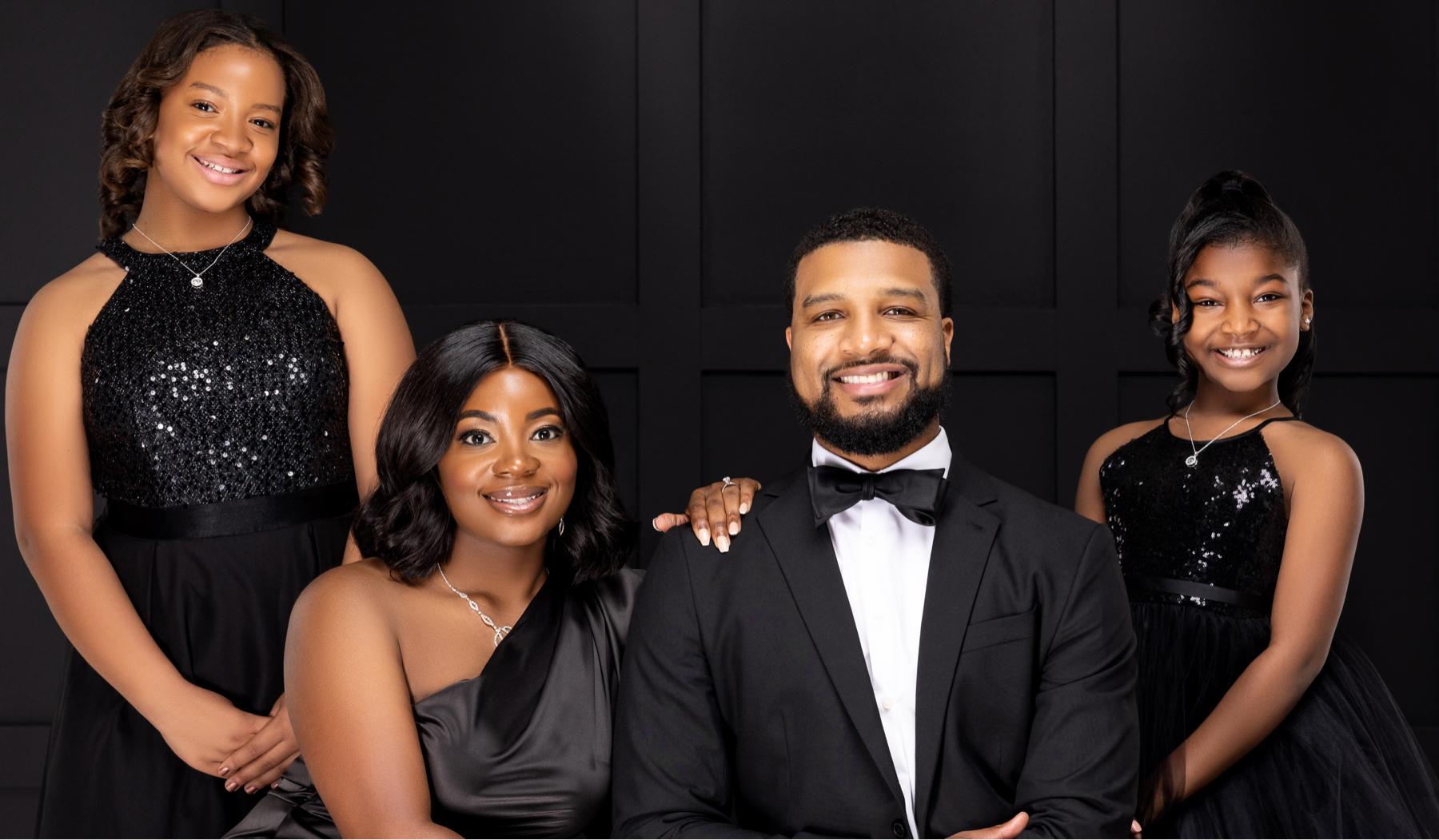 The Wedding Website of Diamonde Wilkerson and William Harris