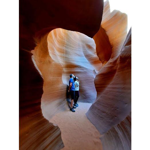 Exploring the colors of Antelope Canyon, Arizona on a National Park Road Trip (April 2022)