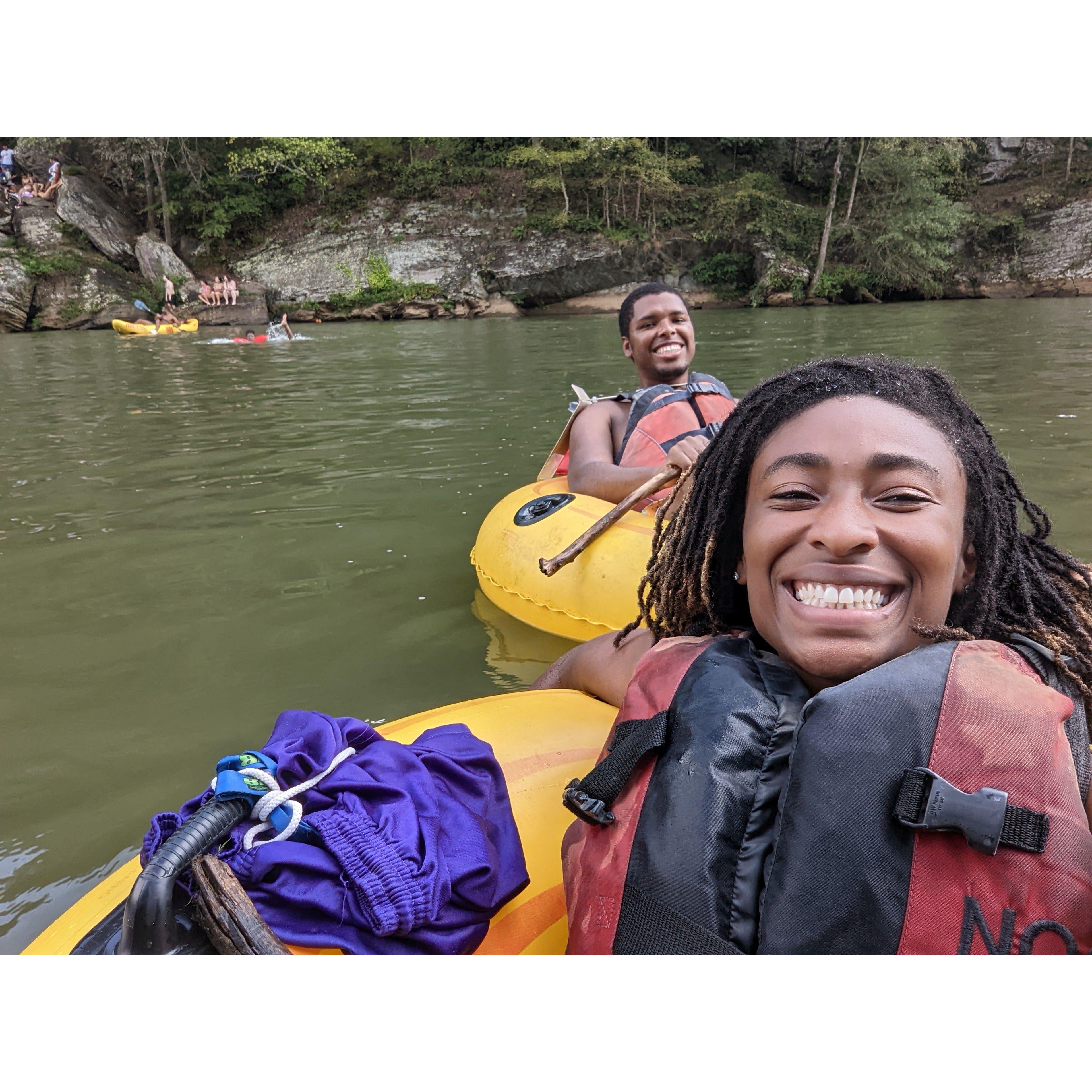 Tubing down the Chattanooga river