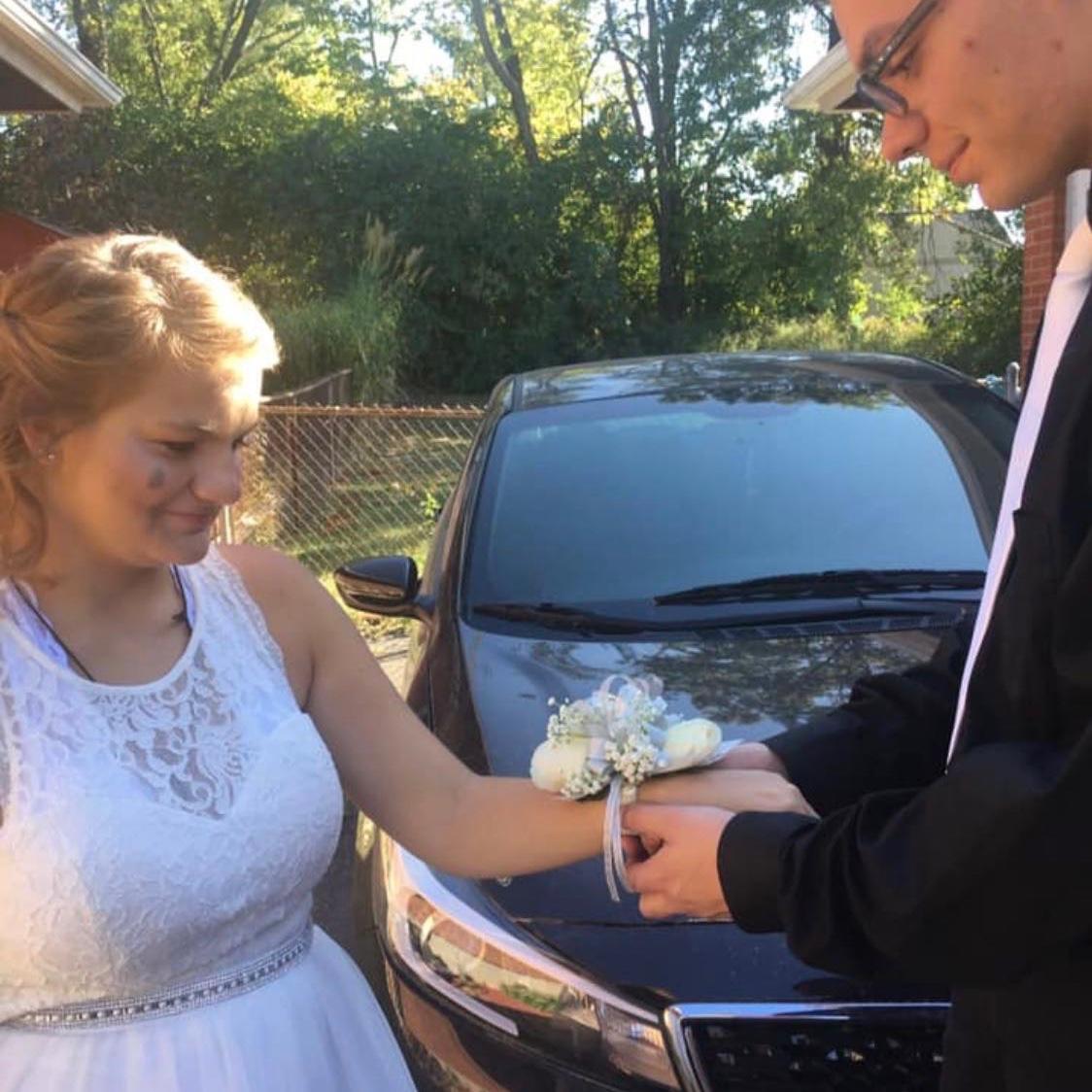 Kylie's Sophomore Homecoming-2019