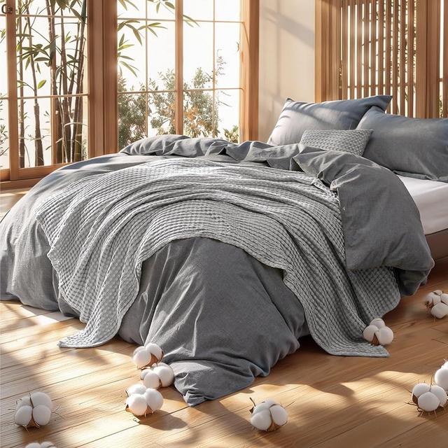 Bedsure 5 Pieces Cotton Comforter Set with Cotton Waffle Throw Blanket - Dark Grey Queen Comforter, Pillow Shams, Grey Cooling Blanket of Rayon Derived from Bamboo for Hot Sleepers, Throw Pillow