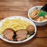 Our Favorite Ramen - Menya le Nood