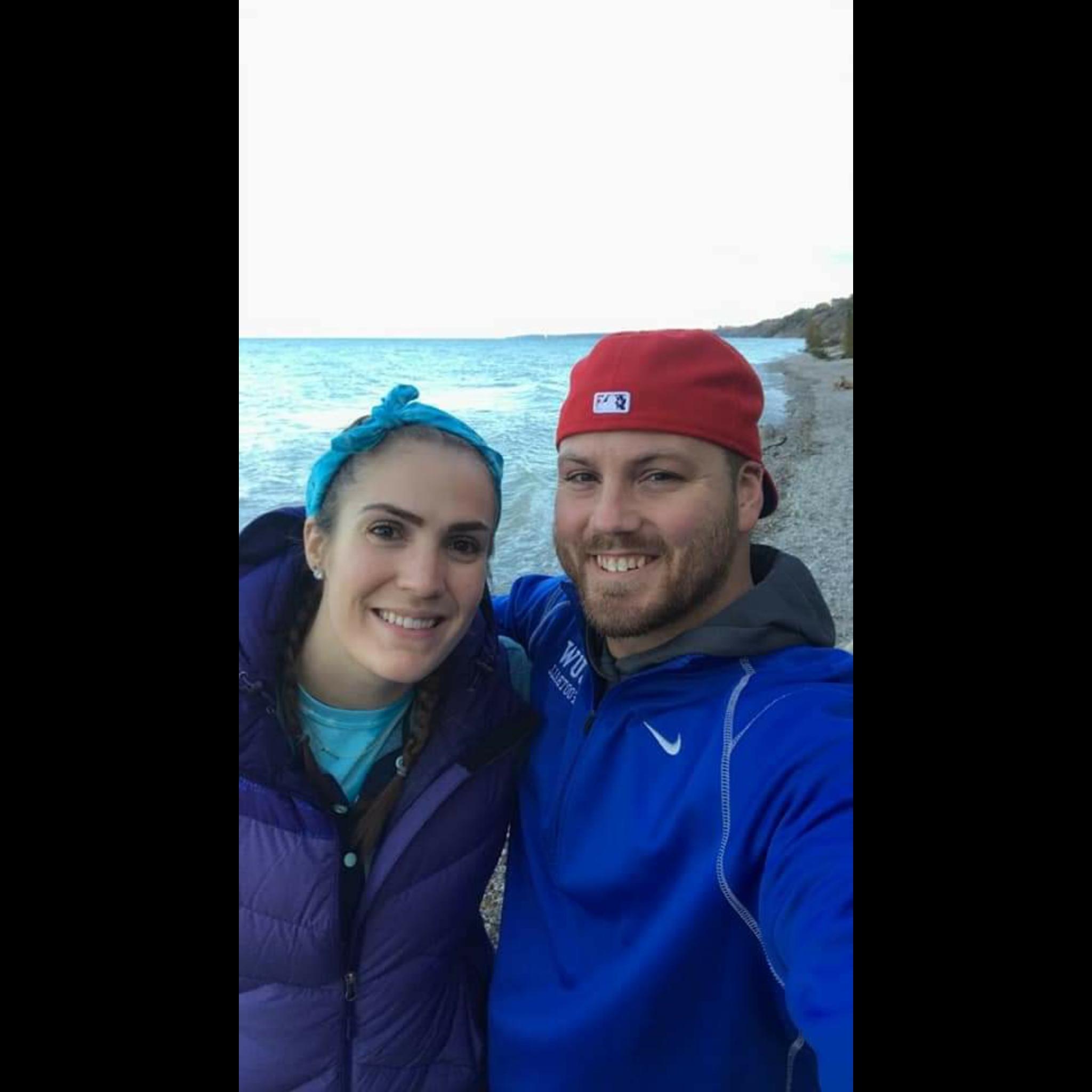 Hiking Lion's Den Gorge