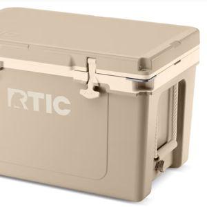 52 QT Ultra-Light Cooler in color Beach