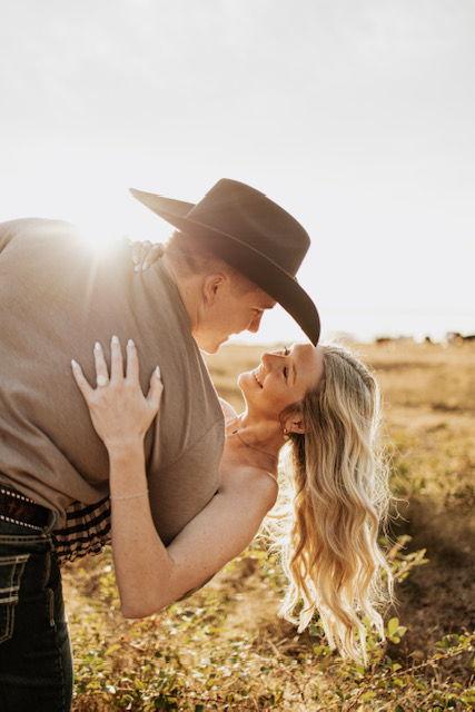 The Wedding Website of Dara Hunt and Gunnor Yates