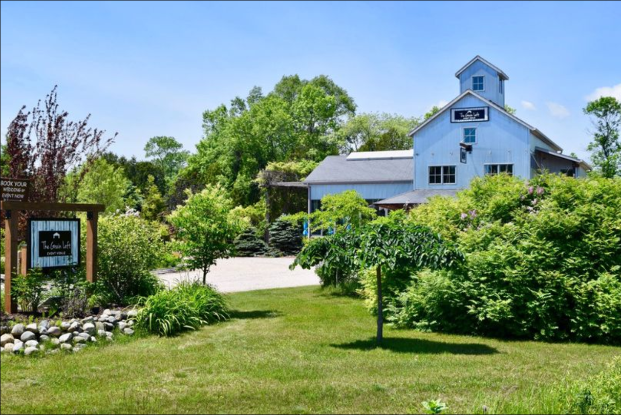 The Wedding Website of Lydia Lueck and Byron Floyd