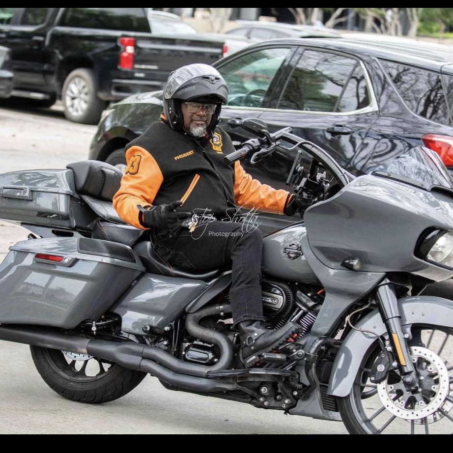 Marshall ( Father of Bride)