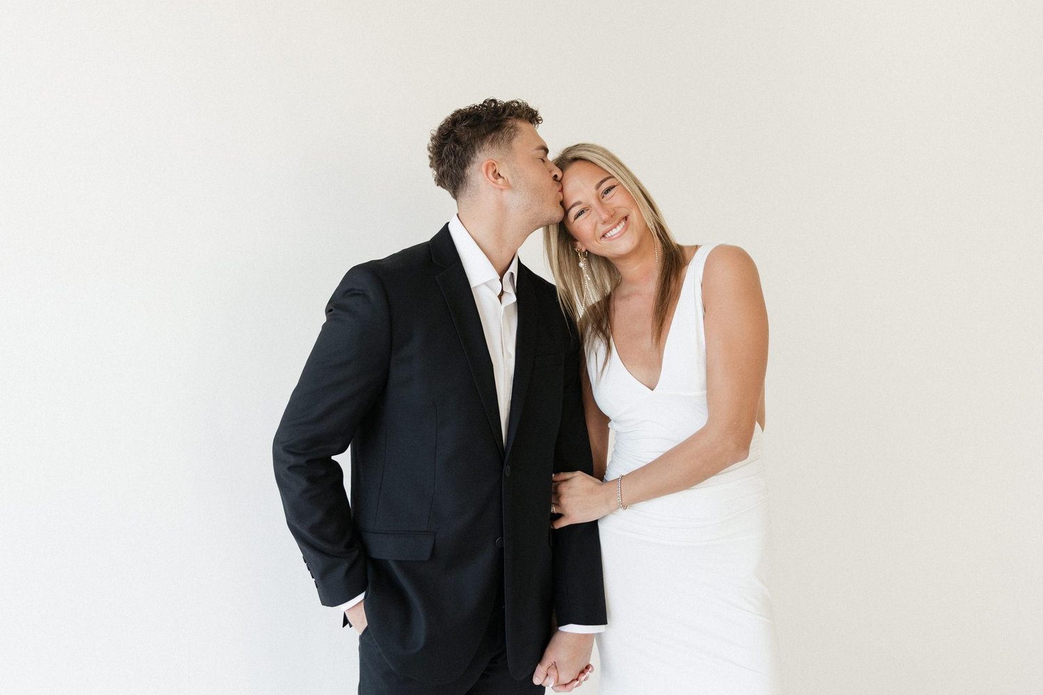 The Wedding Website of Taylor Raak and Skylar Orth