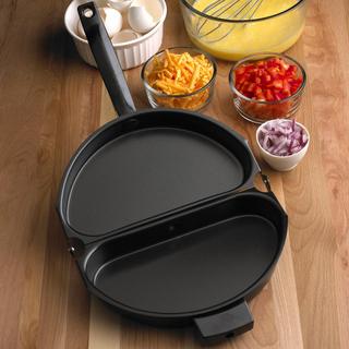 Non-Stick Folding Omelette Pan