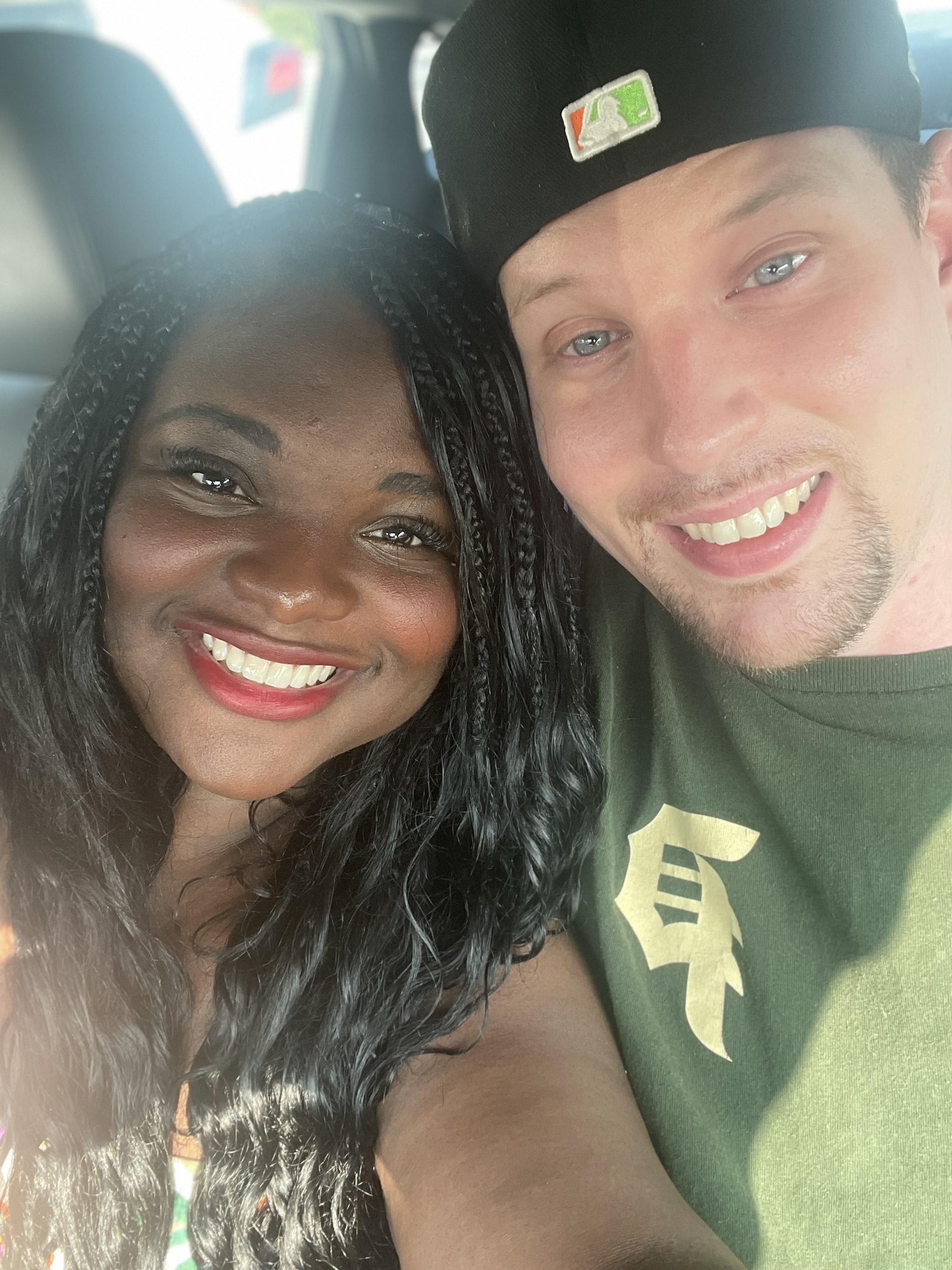 The Wedding Website of Jennifer luna and Jared Miller
